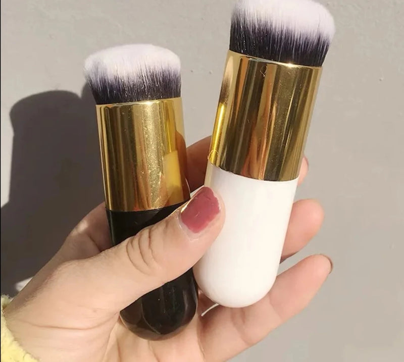 Chubby Pier Foundation Brush